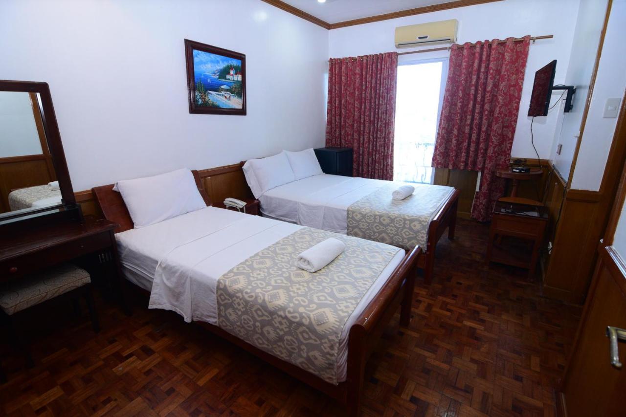 Ang Tahanan Ni Aling Meding Hotel And Restaurant San Pablo Extérieur photo